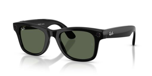 Ray-Ban Meta Wayfarer (Gen 2) – Schwarz glänzend · G-15 Grün – Ansicht schräg von vorn